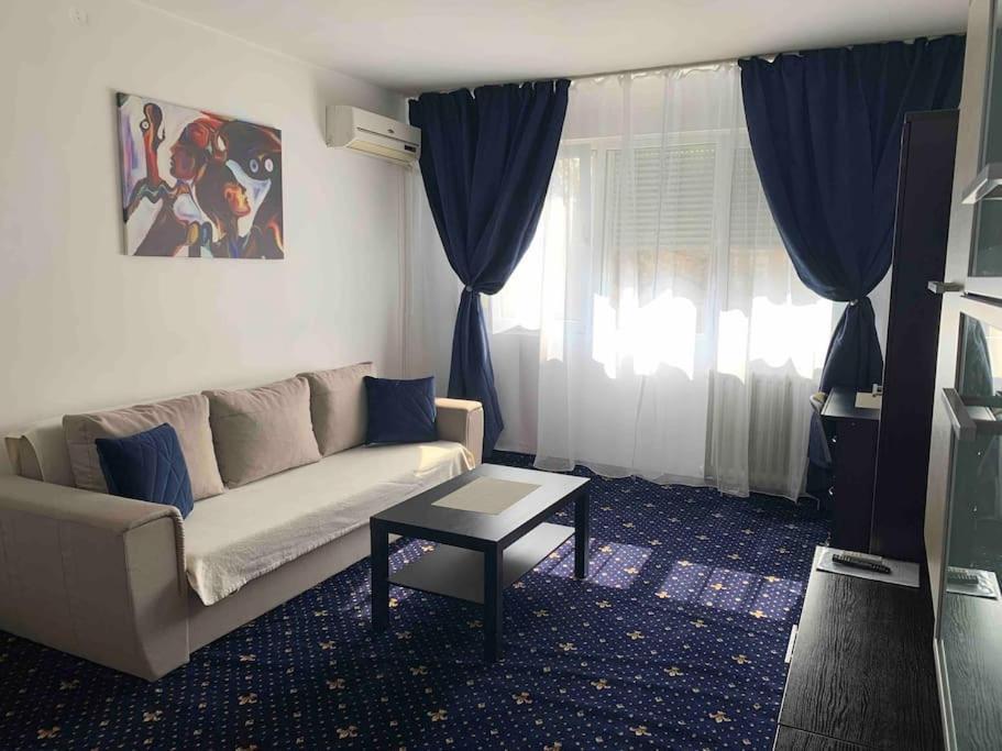 Cozy & Warm Studio Bucureşti Exterior foto